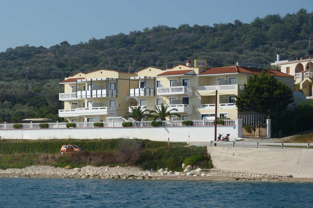 Ostria Seaside Studios And Apartments Katarráktis 외부 사진